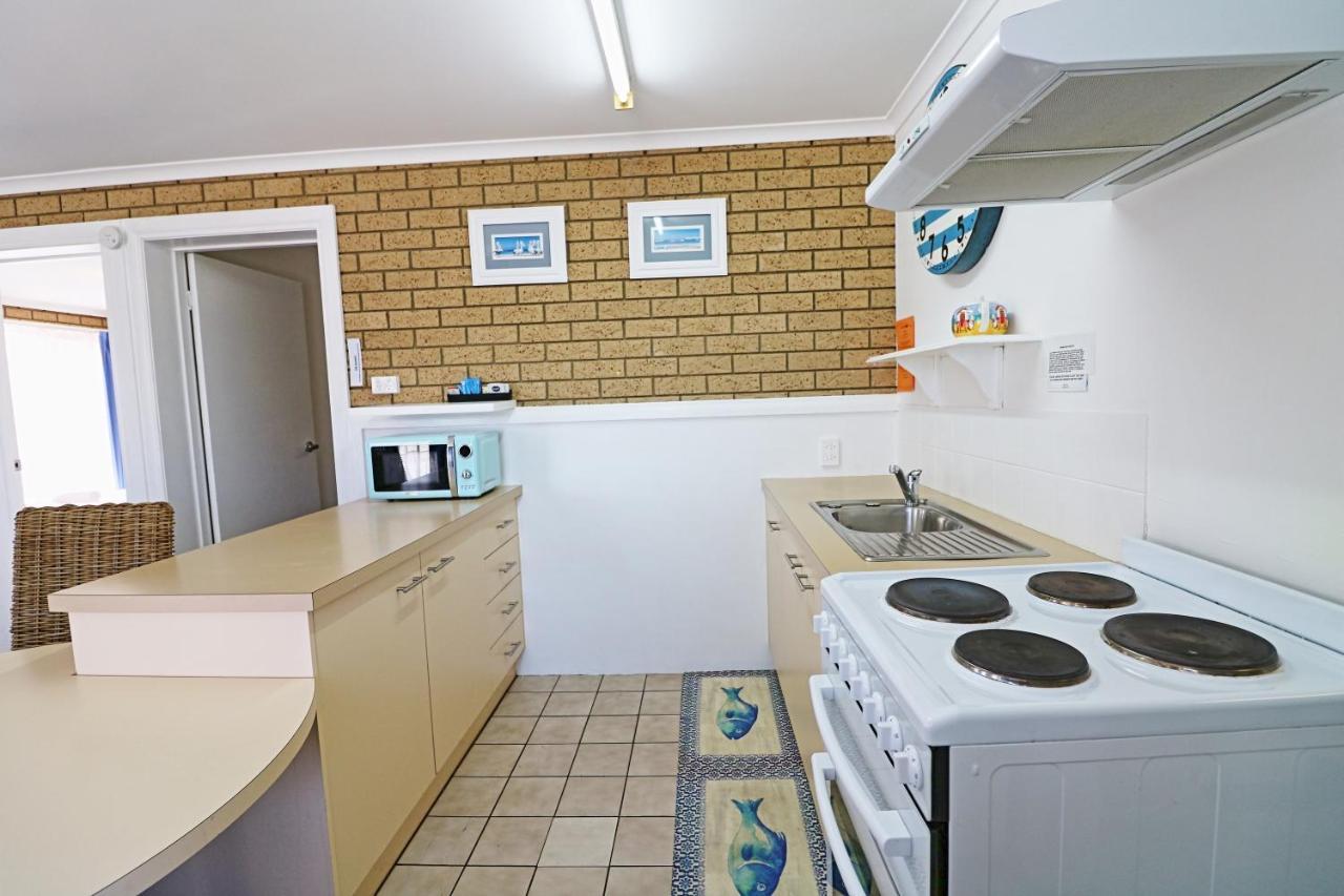 Two-Bedroom Apartment,736318459:JPEG