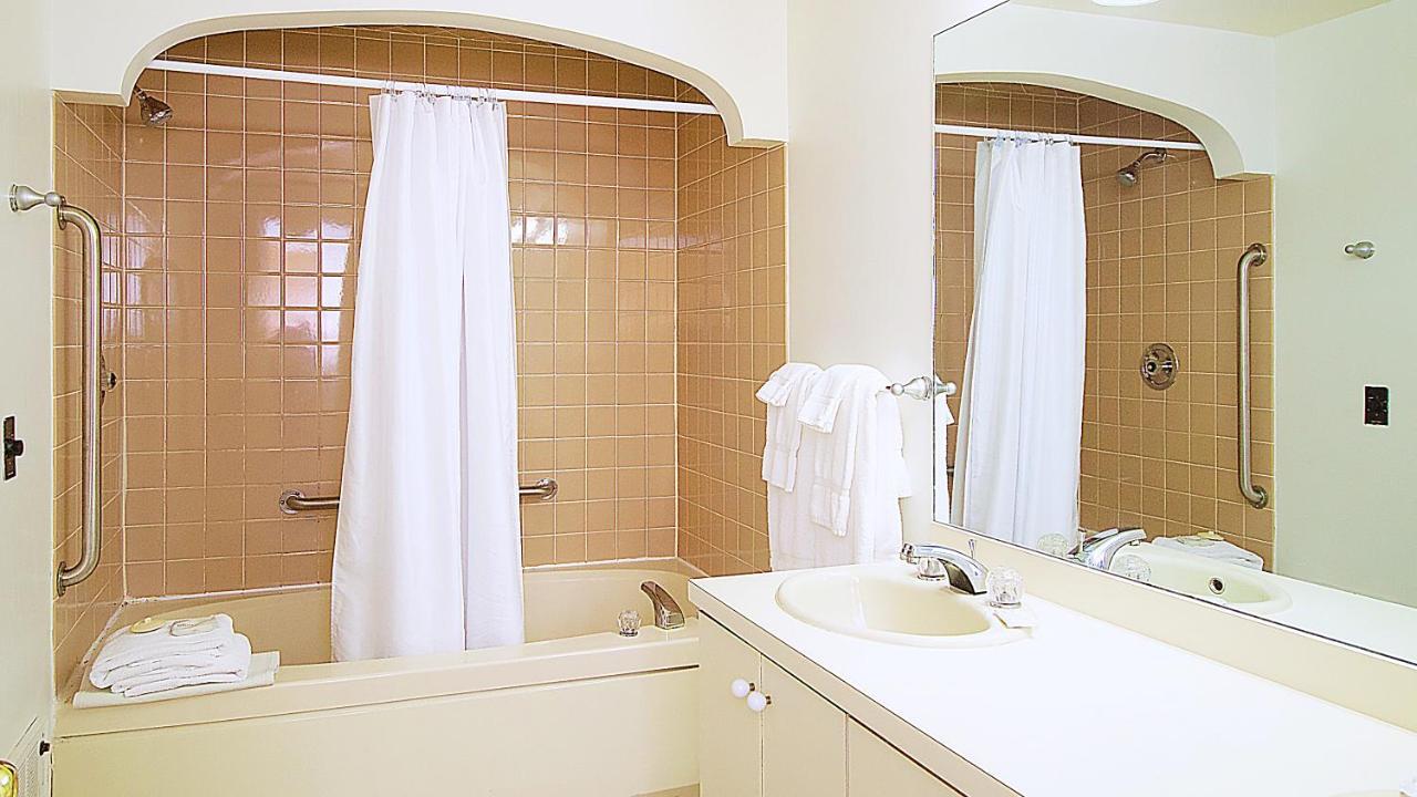 Two-Bedroom Apartment,744560473:JPEG