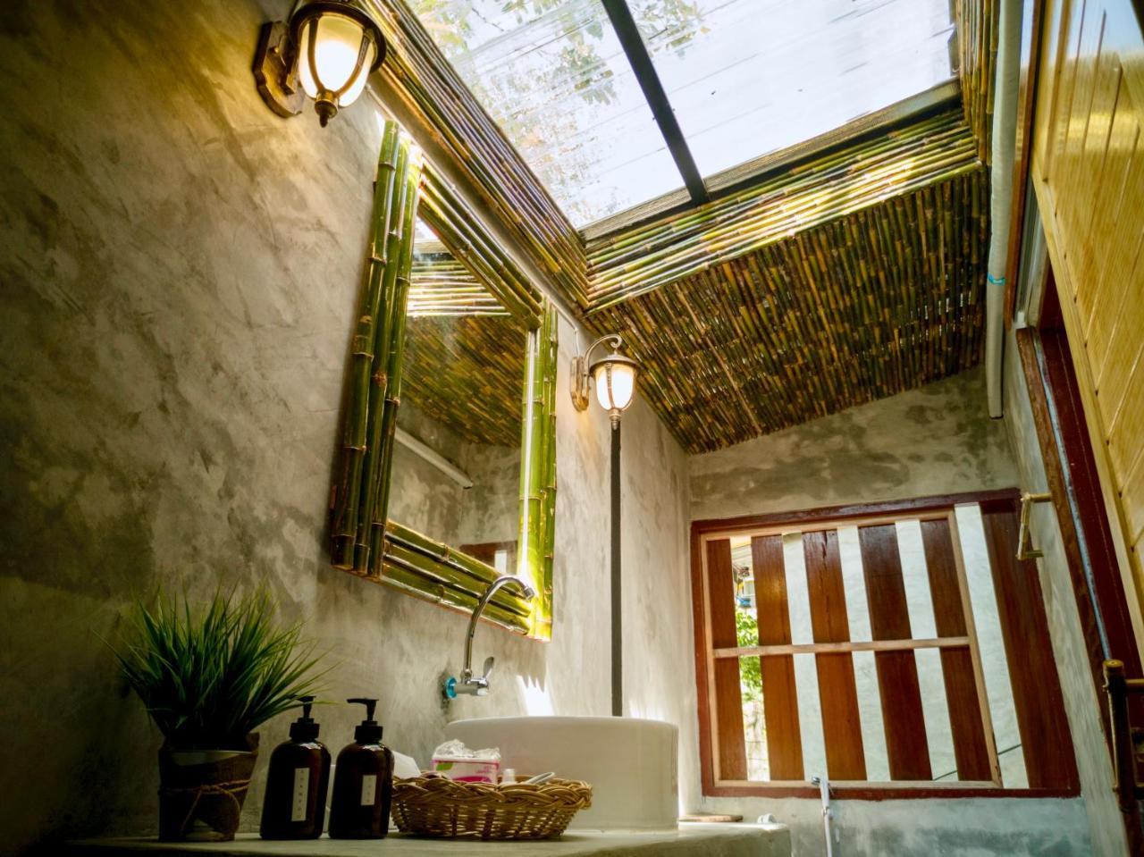 Deluxe Bungalow