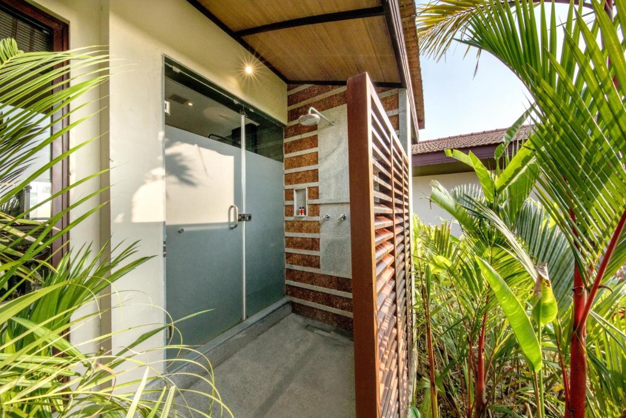 Premium Villa with Lake View,751542473:JPEG