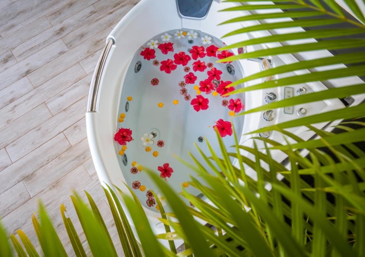 Luxury Suite with Sea View,1037706688:JPEG