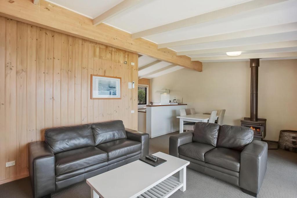 Two-Bedroom Villa with Spa Bath,752606234:JPEG