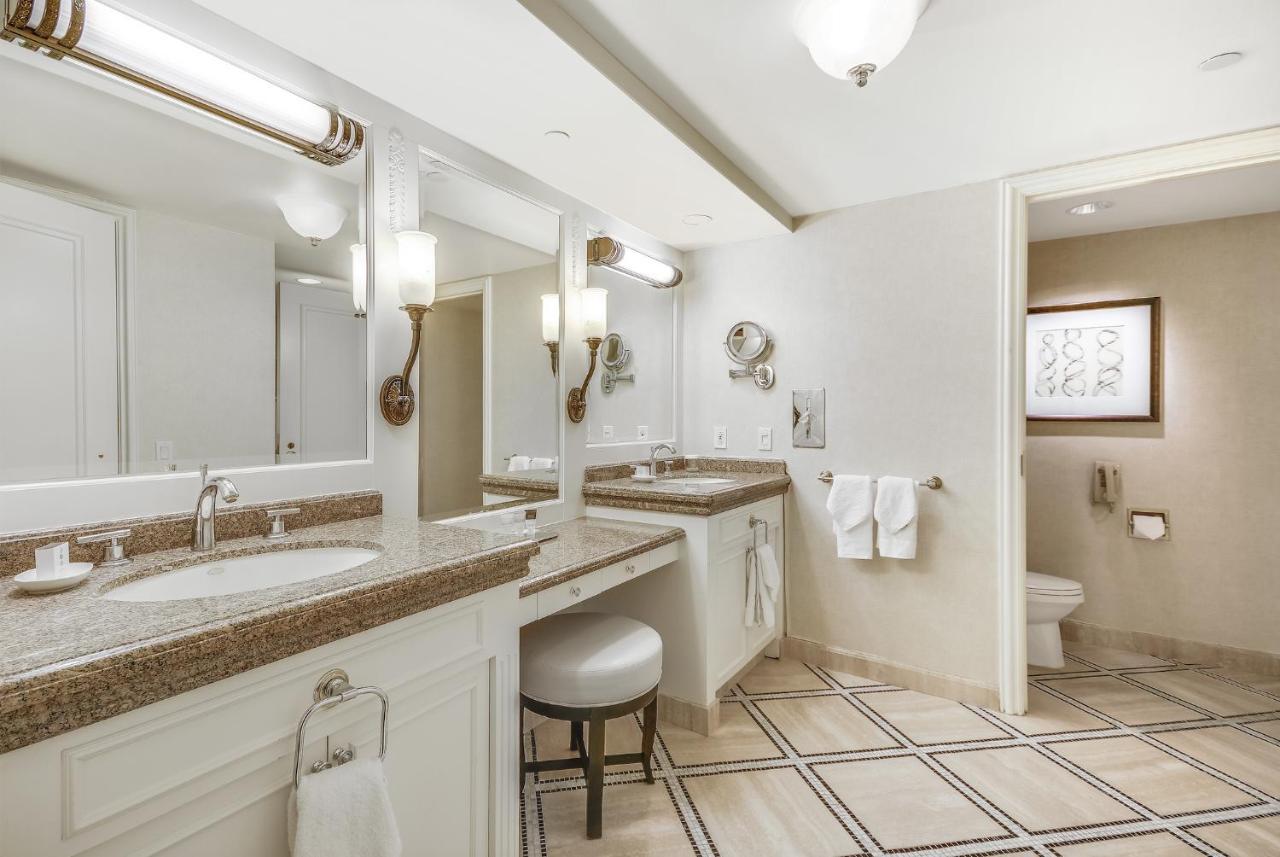 Ocean Tower Tribune Junior Suite,757890331:JPEG