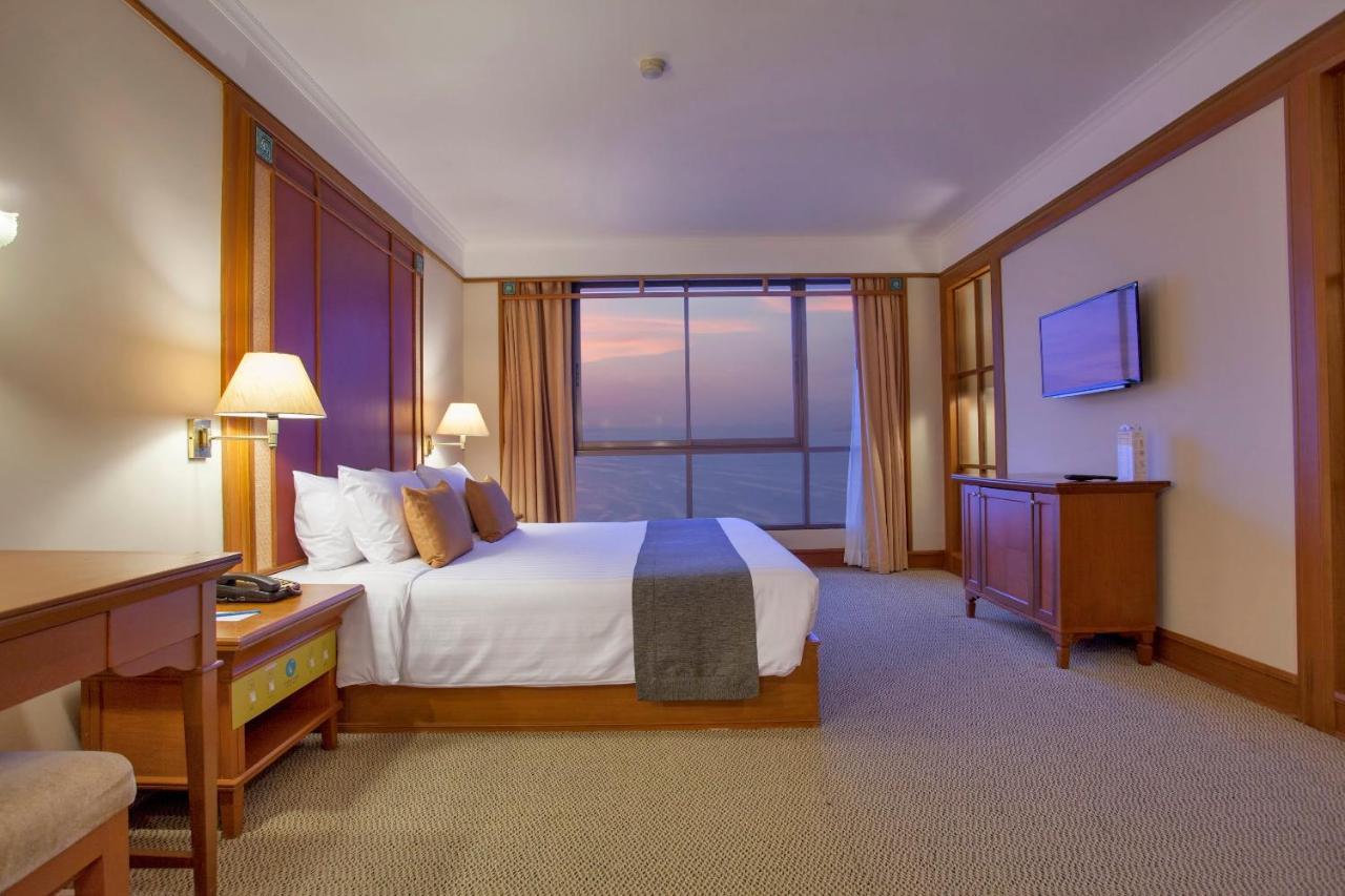 Seashell Suite,1208980390:JPEG