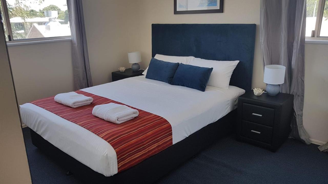 One-Bedroom Pool View Apartment,766574161:JPEG