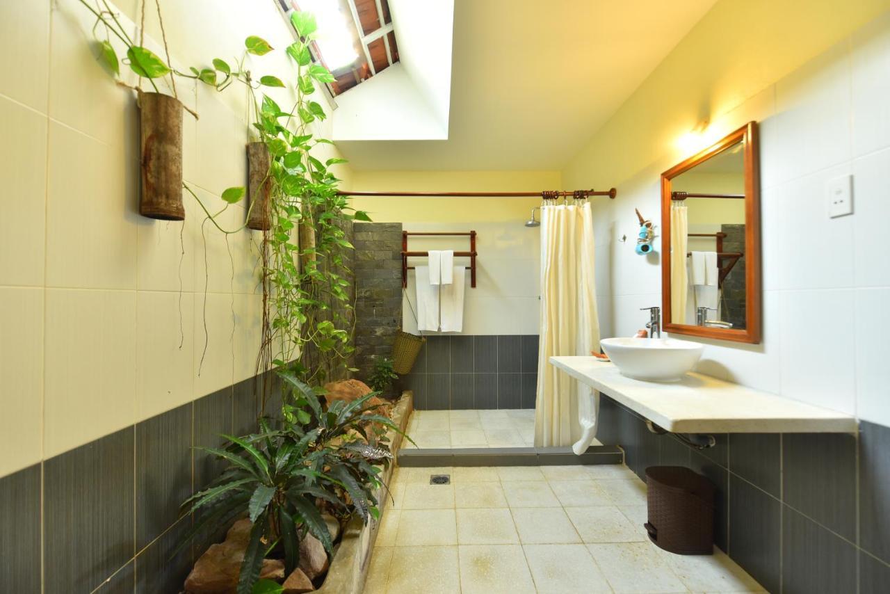 Premium Beach Front Bungalow,779851806:JPEG