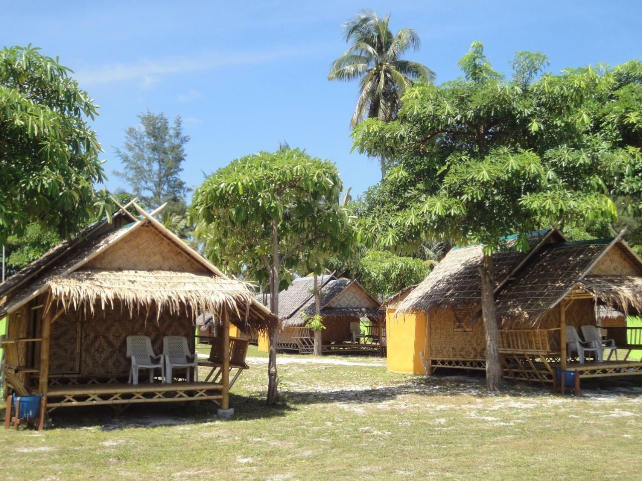 Deluxe Bungalow with Garden View
