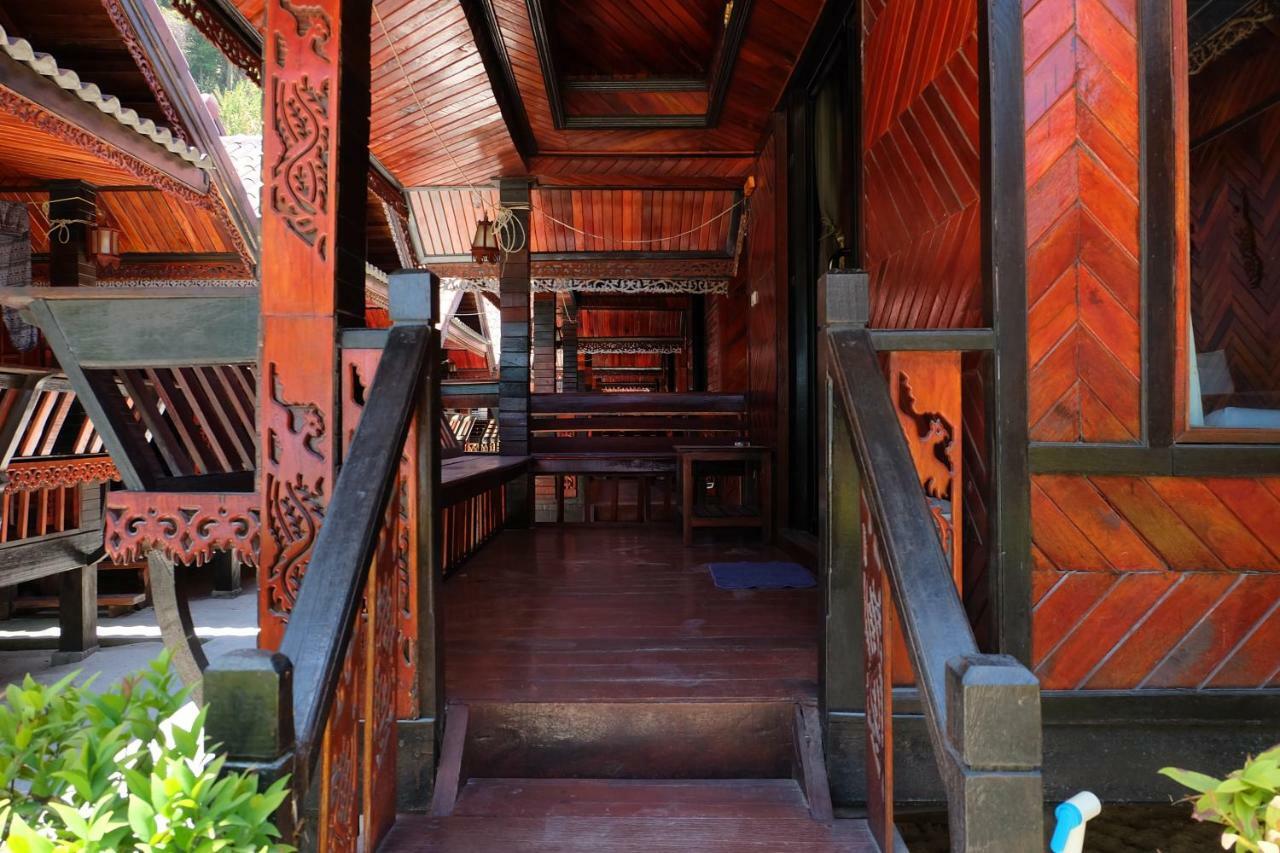 Twin Bungalow
