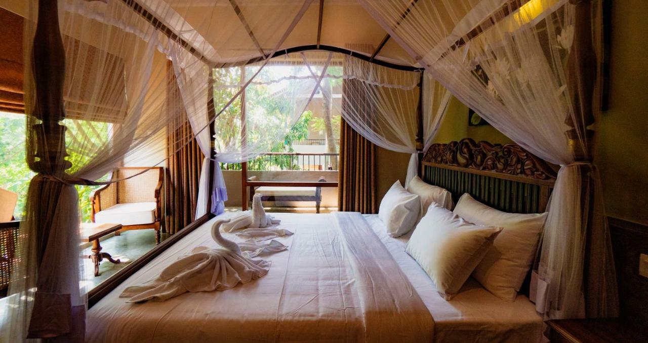 Deluxe Double Room with Full Ayurvedic Treatment & Meals