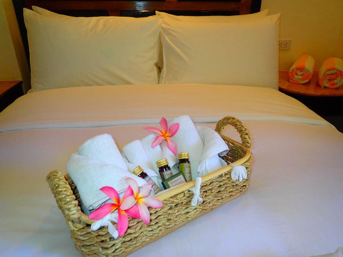 Premium Deluxe Suite - Garden View,909011305:JPEG