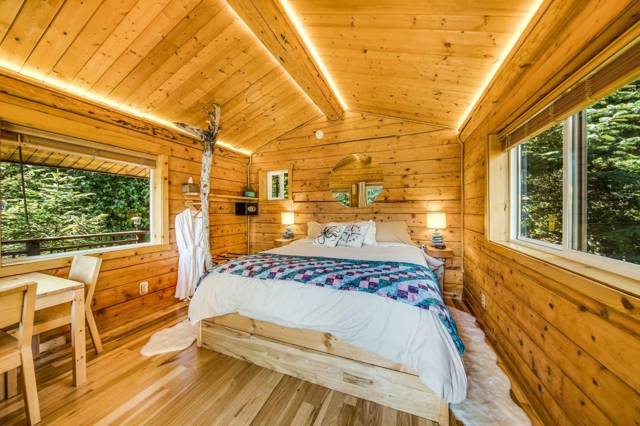 One Bedroom Deluxe,800542359:JPEG