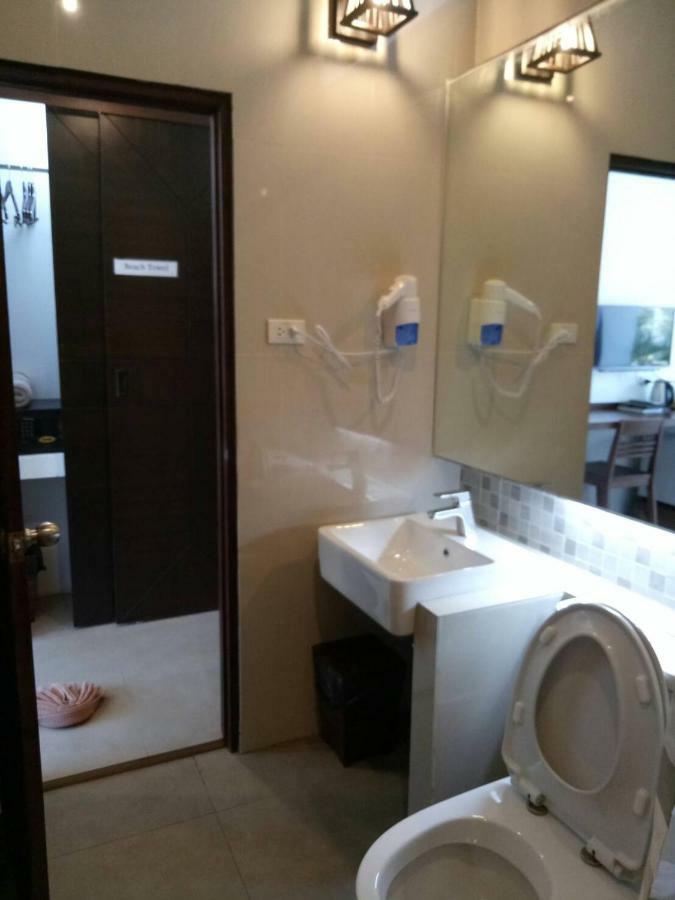 Deluxe Double or Twin Room,817968491:JPEG