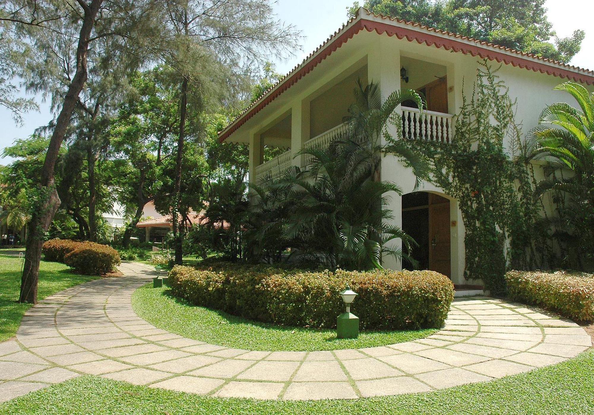 Garden Chalet,933111715:JPEG