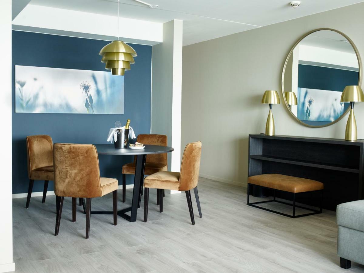 Suite with Sea View,828122903:JPEG