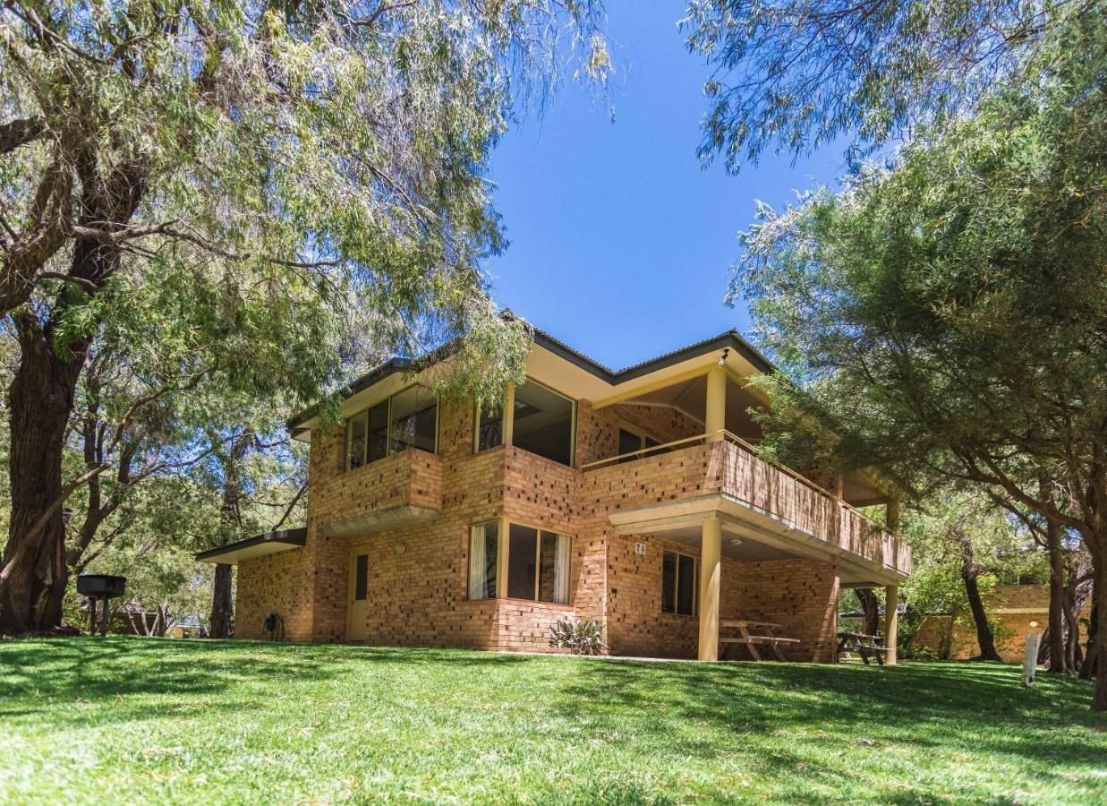 Treetop Three-Bedroom Villa,1687472097:JPEG