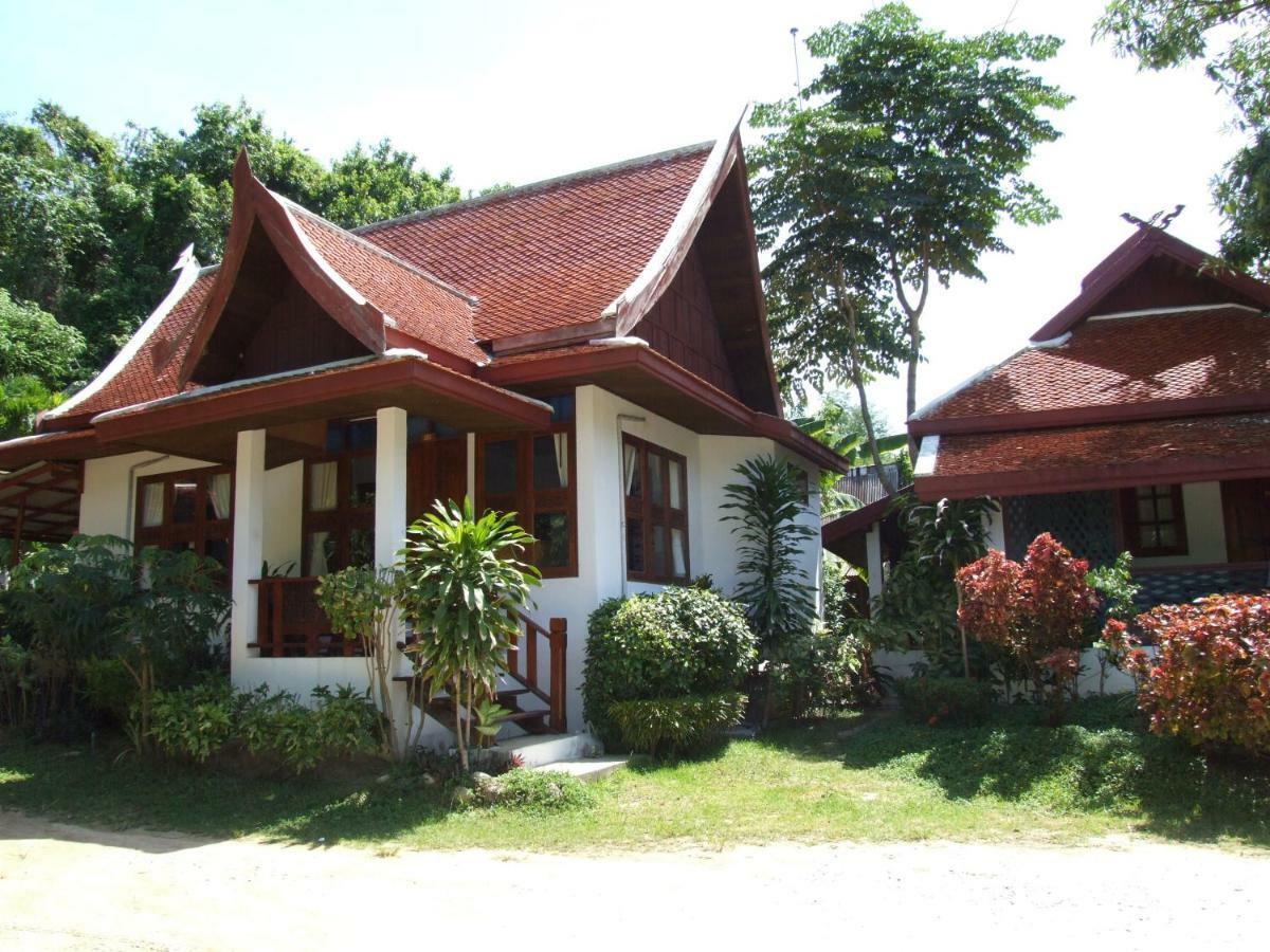 Two-Bedroom Bungalow,816856511:JPEG