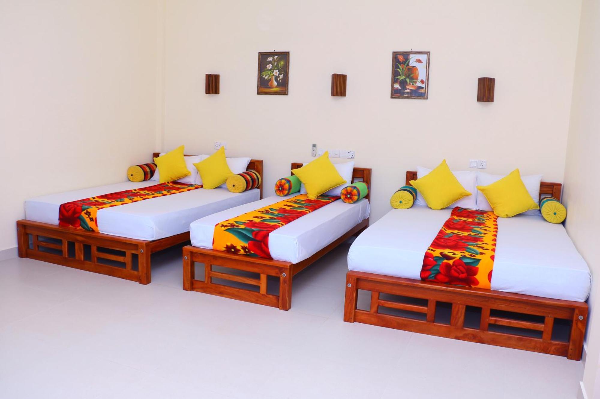 Deluxe Family Room with Garden View,832555178:JPEG