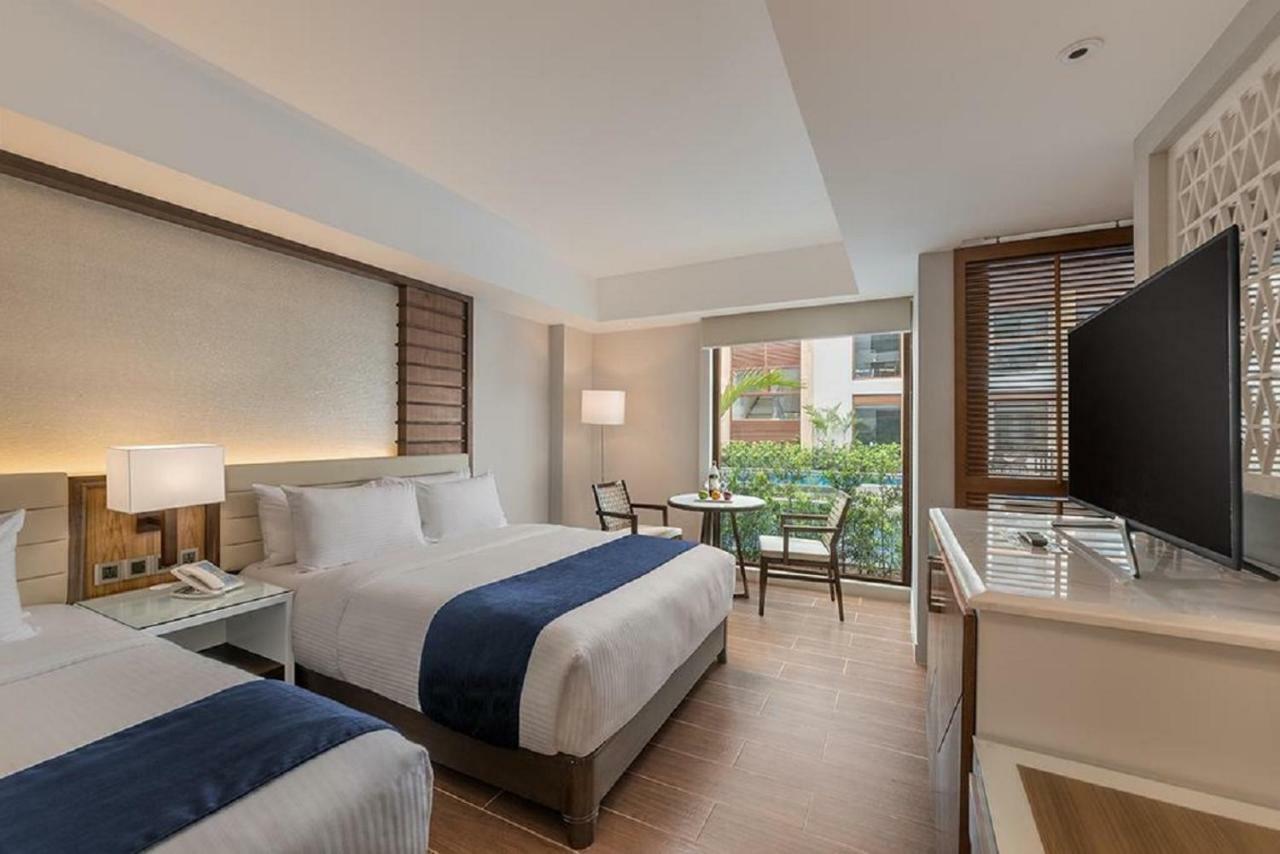 Premier Double or Twin Room with Direct Pool  Access