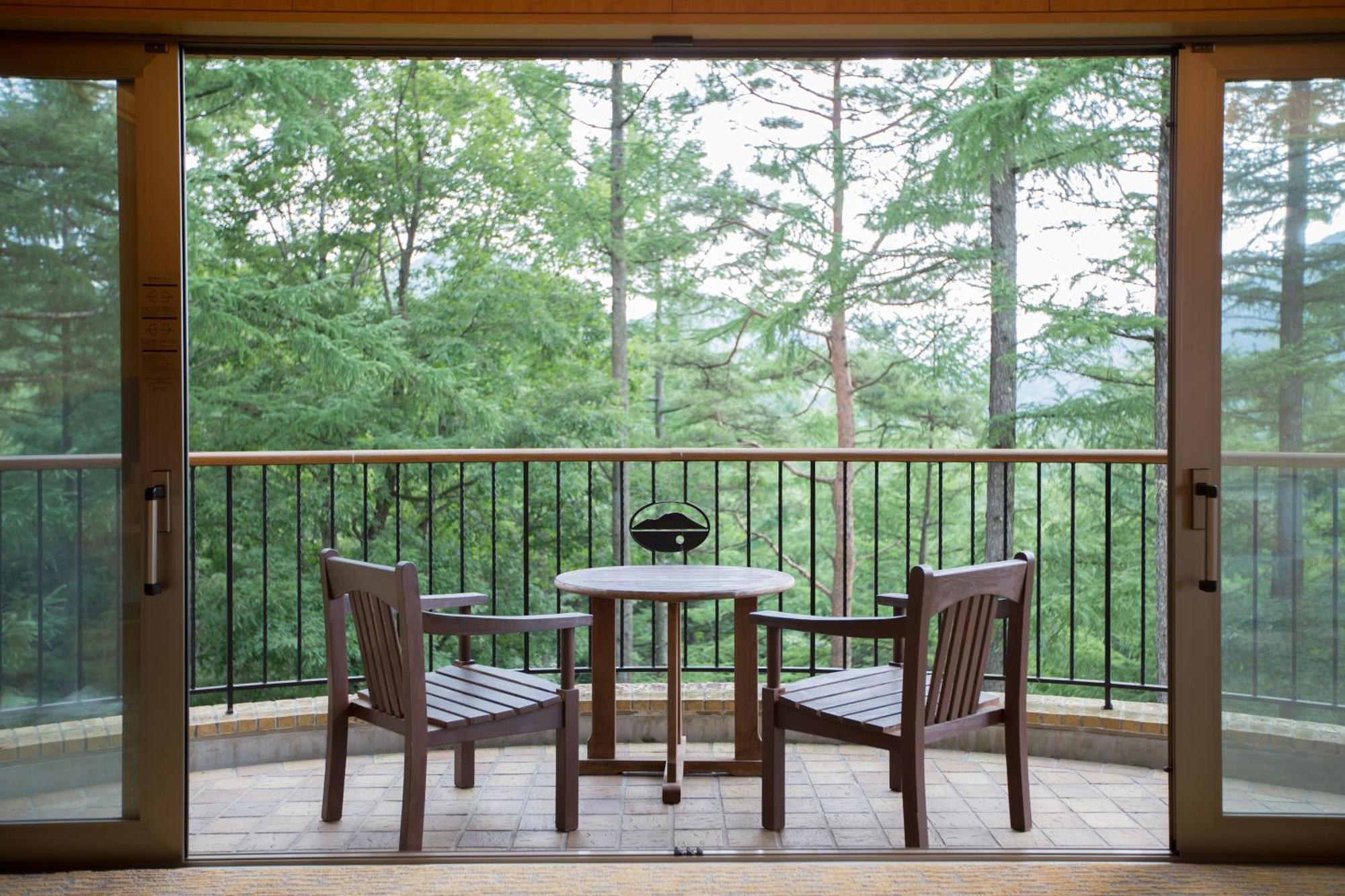 Suite with Garden View,914976109:JPEG