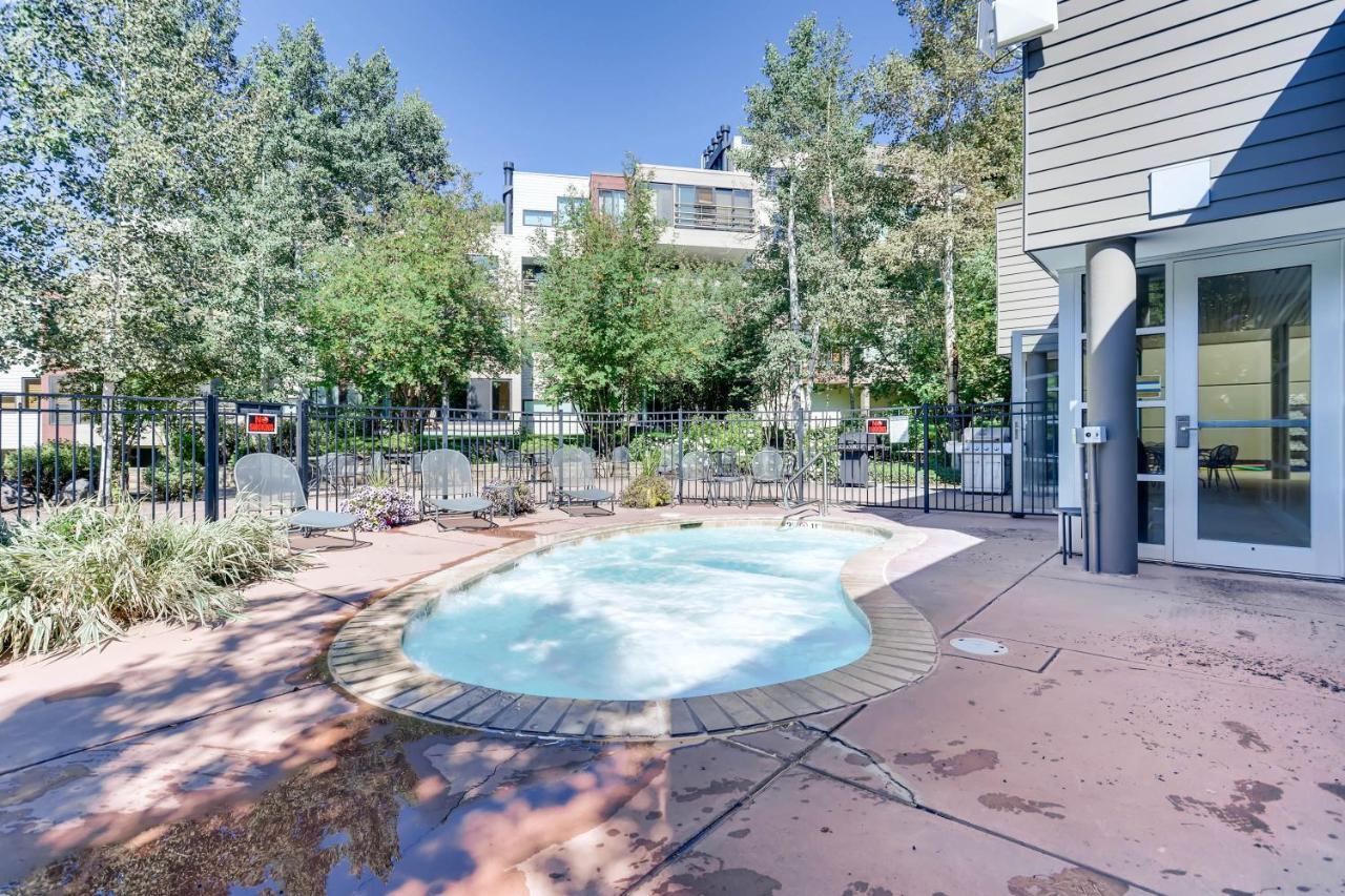 Basic Two-Bedroom Apartment,1165134978:JPEG