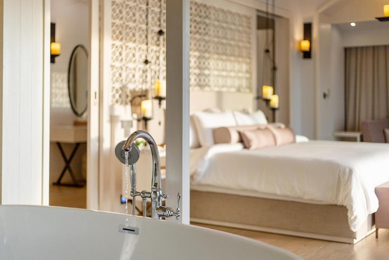 Seaview Pool Villa Inlove