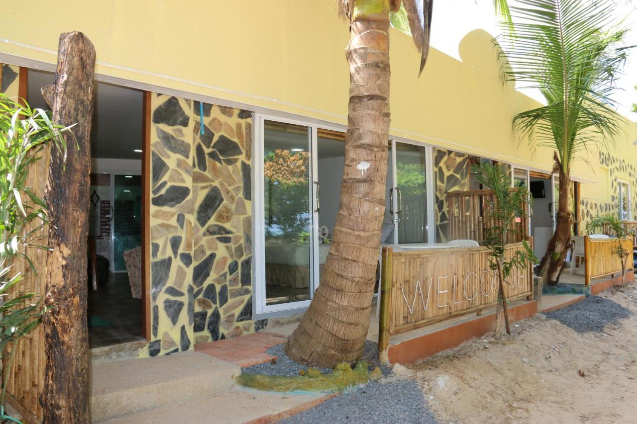 Quadruple Room with Sea View,953694526:JPEG