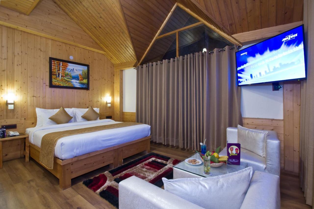 Double Room with Balcony (2 Adults + 1 Child)