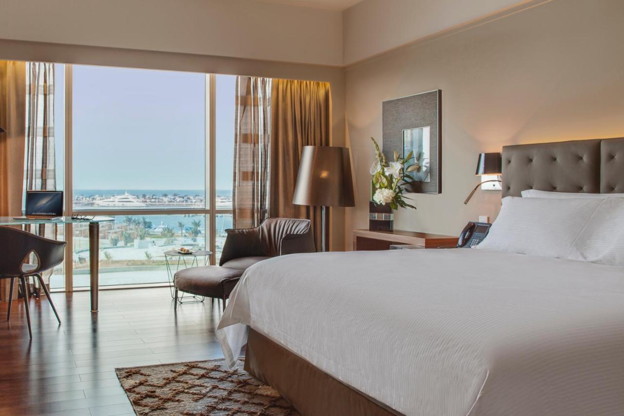 Club King Room with Sea view