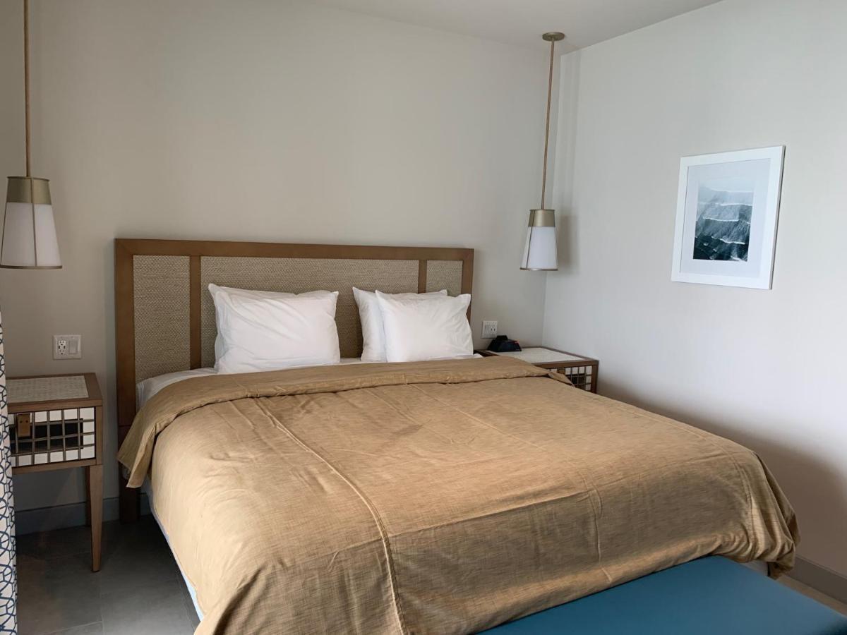 ADA Ocean View King,983106256:JPEG