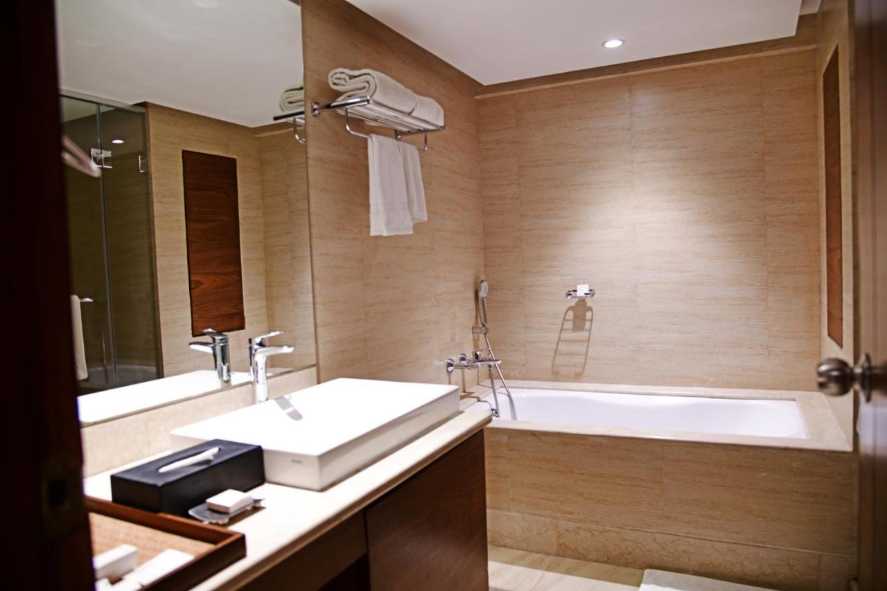 Deluxe Suite,1221853189:JPEG