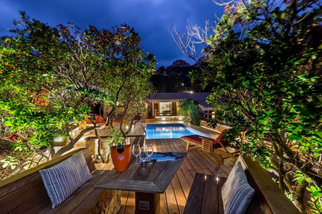 Villa with Private Pool 200 sq. mt.,1526025184:JPEG