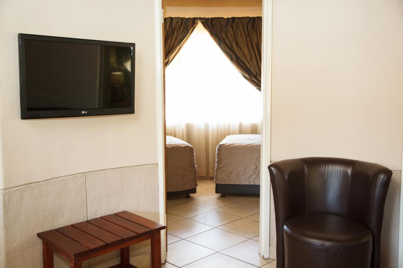 Two-Bedroom Chalet,989320132:JPEG