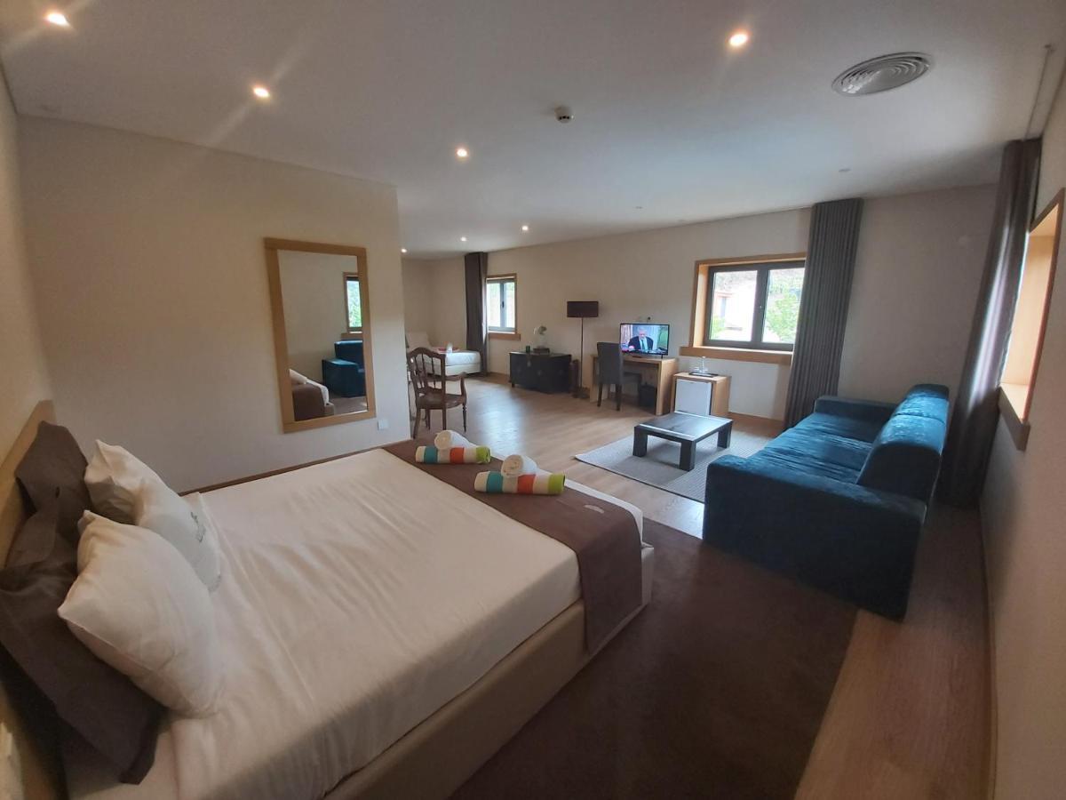 Quarto Quádruplo com Vista Jardim