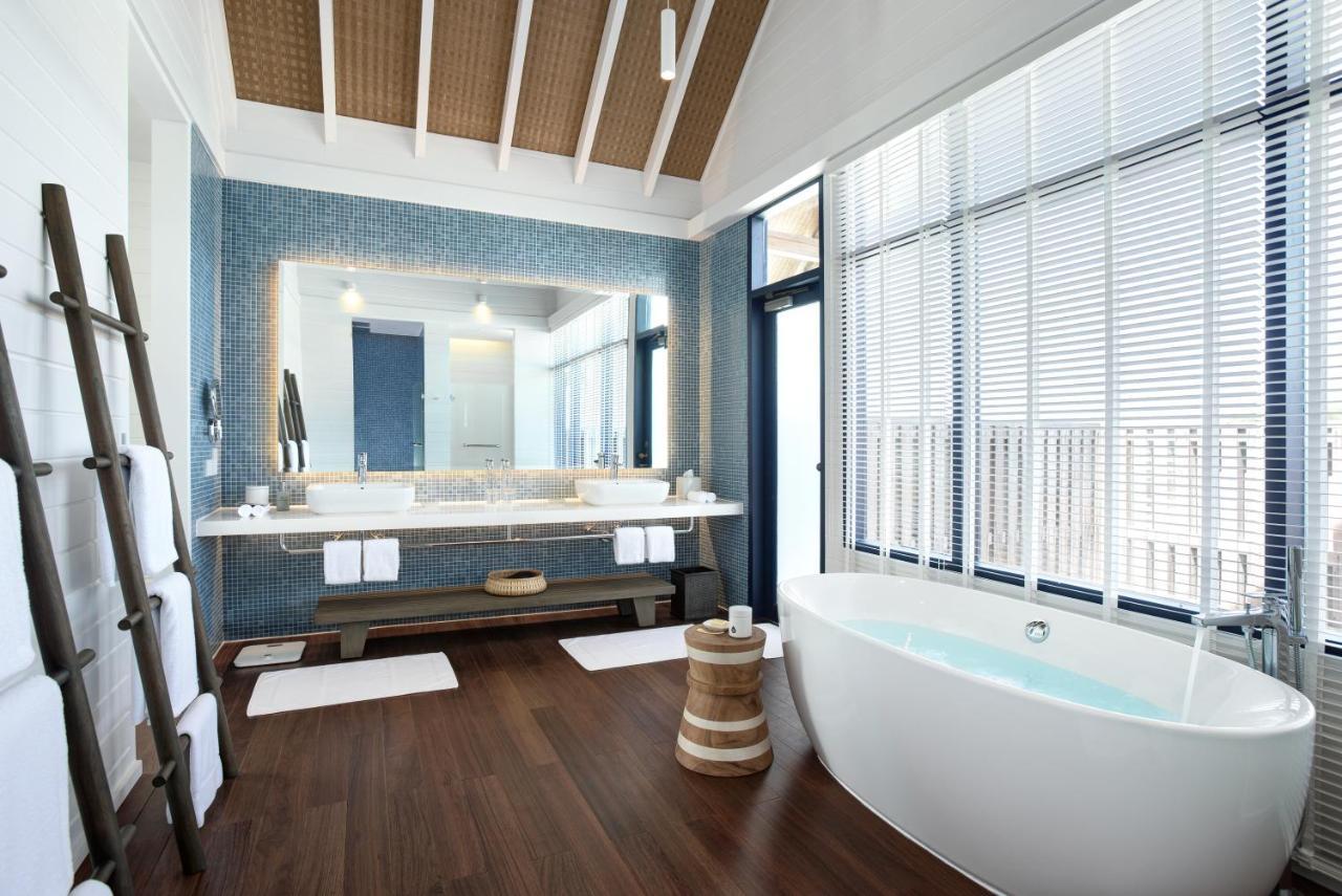One-Bedroom Overwater Villa,1031960338:JPEG