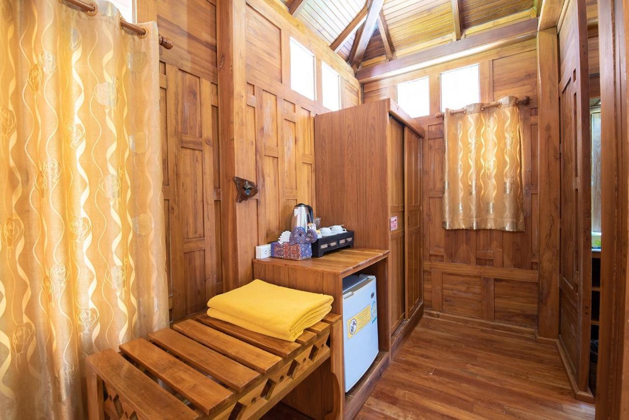 Front Side Deluxe Villa- Free Transfer to Tonsai Pier,998521875:JPEG