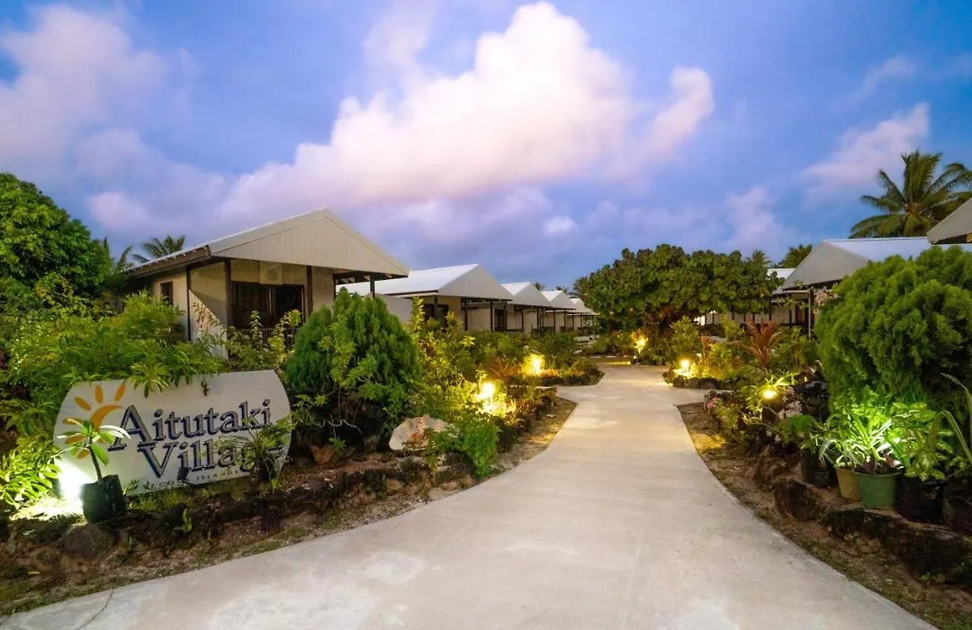 Aitutaki Village-1