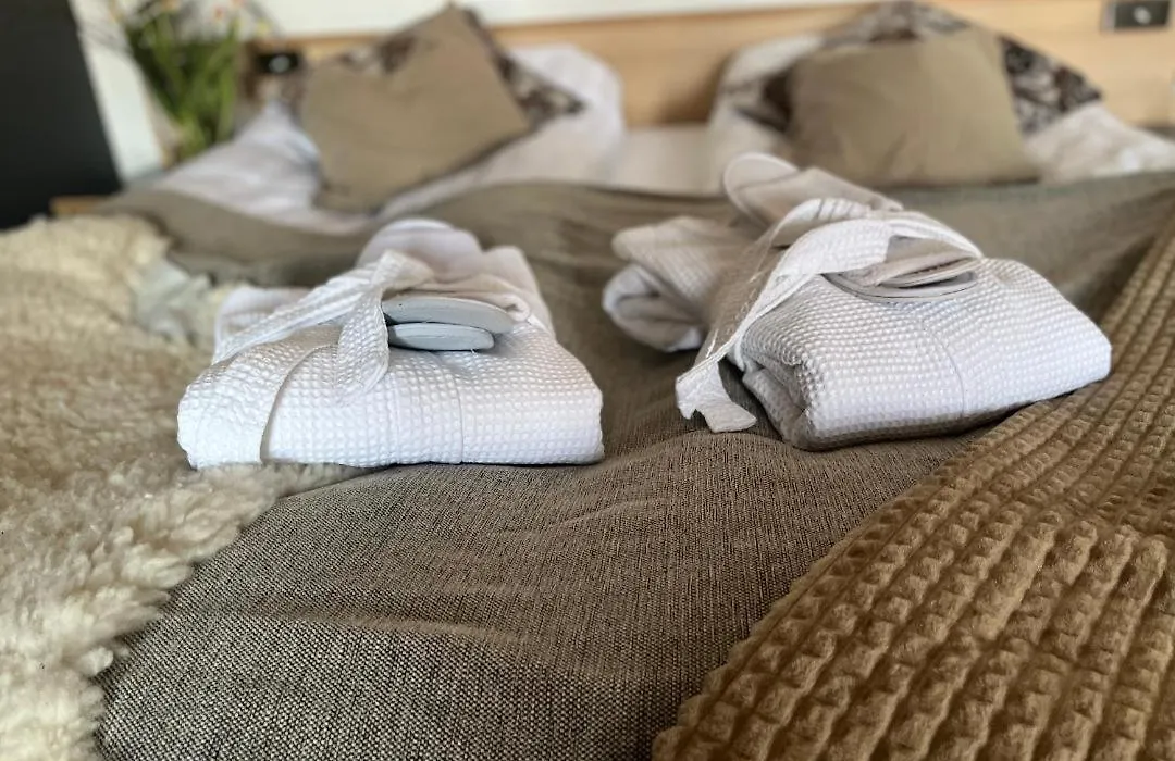 Froejel Resort & Spa-1