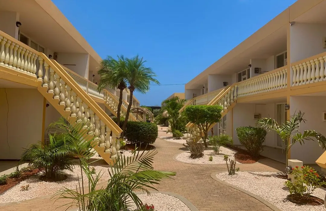 Montana Eco Resort Aruba-1