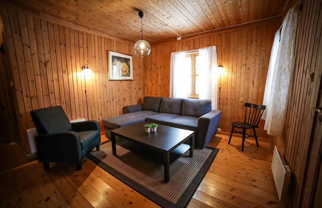 Vesterland Feriepark Hytter, Hotell Og Leikeland-1