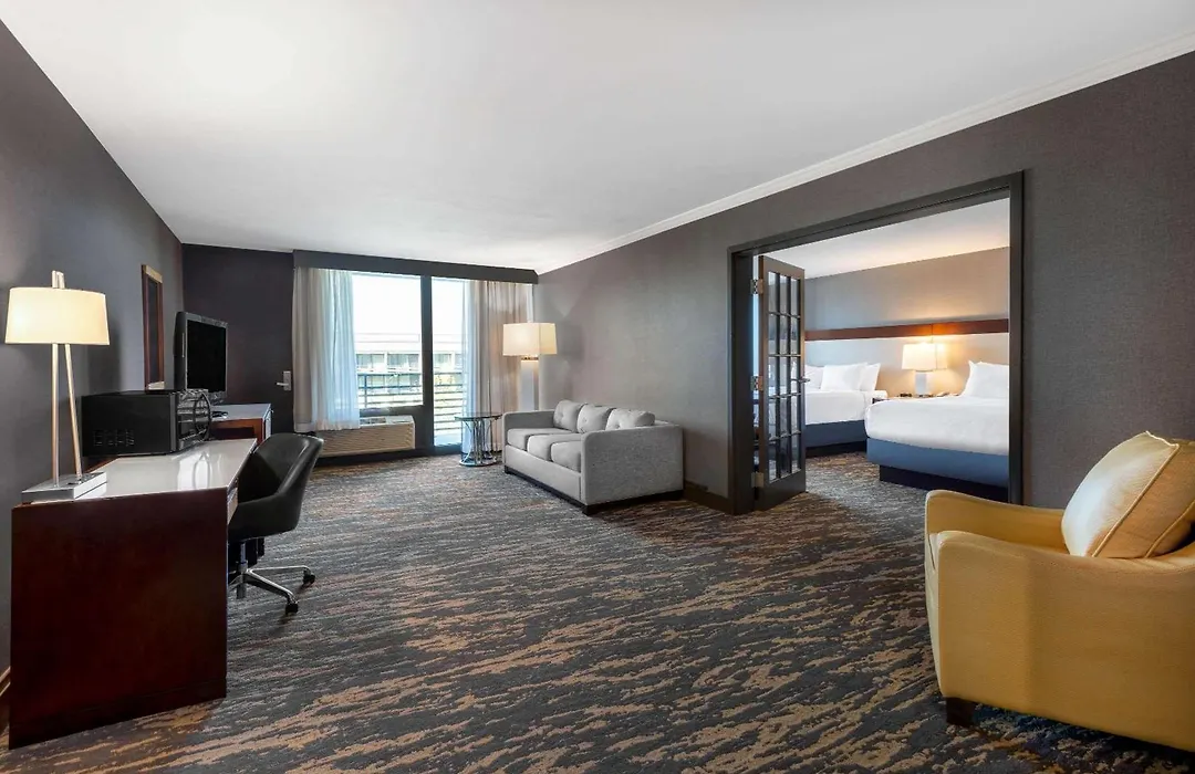 Wyndham Lancaster Resort And Convention Center-1
