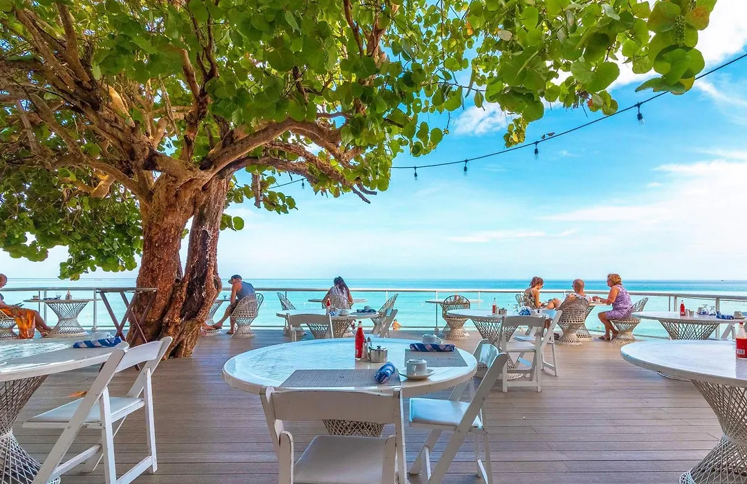 Travellers Beach Resort-1