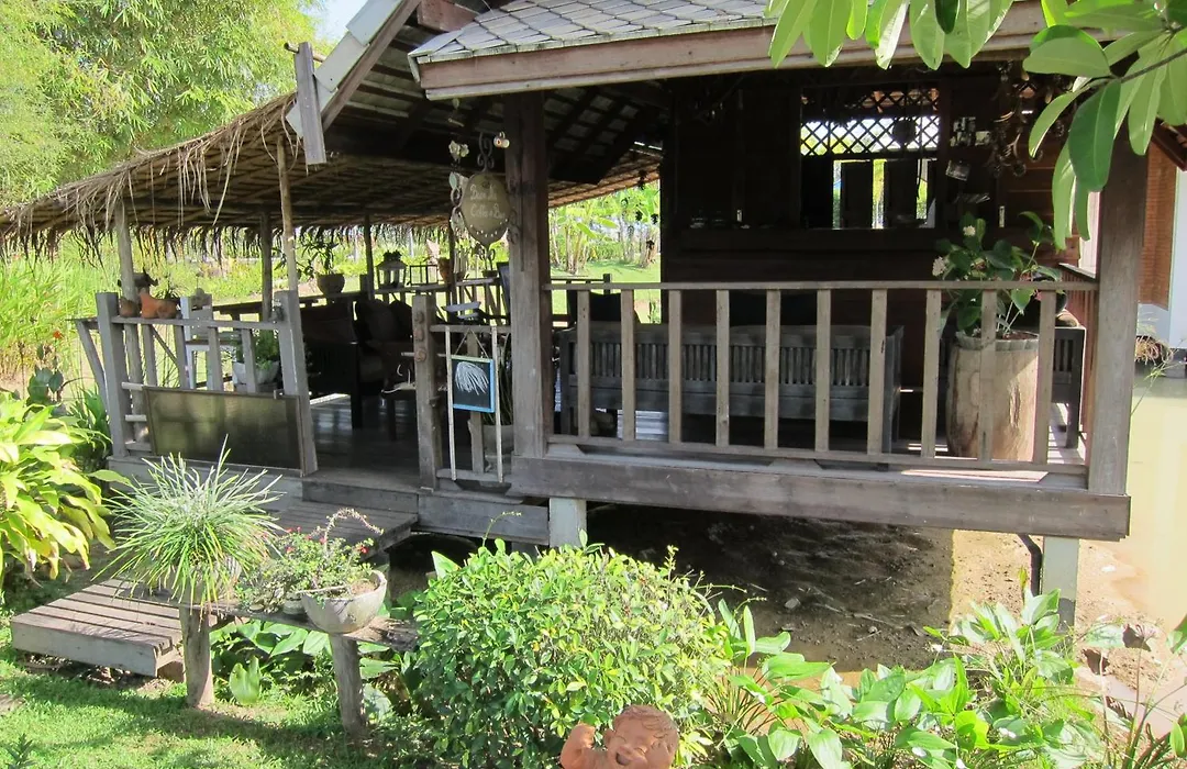 Baan Chai Thung Resort-1