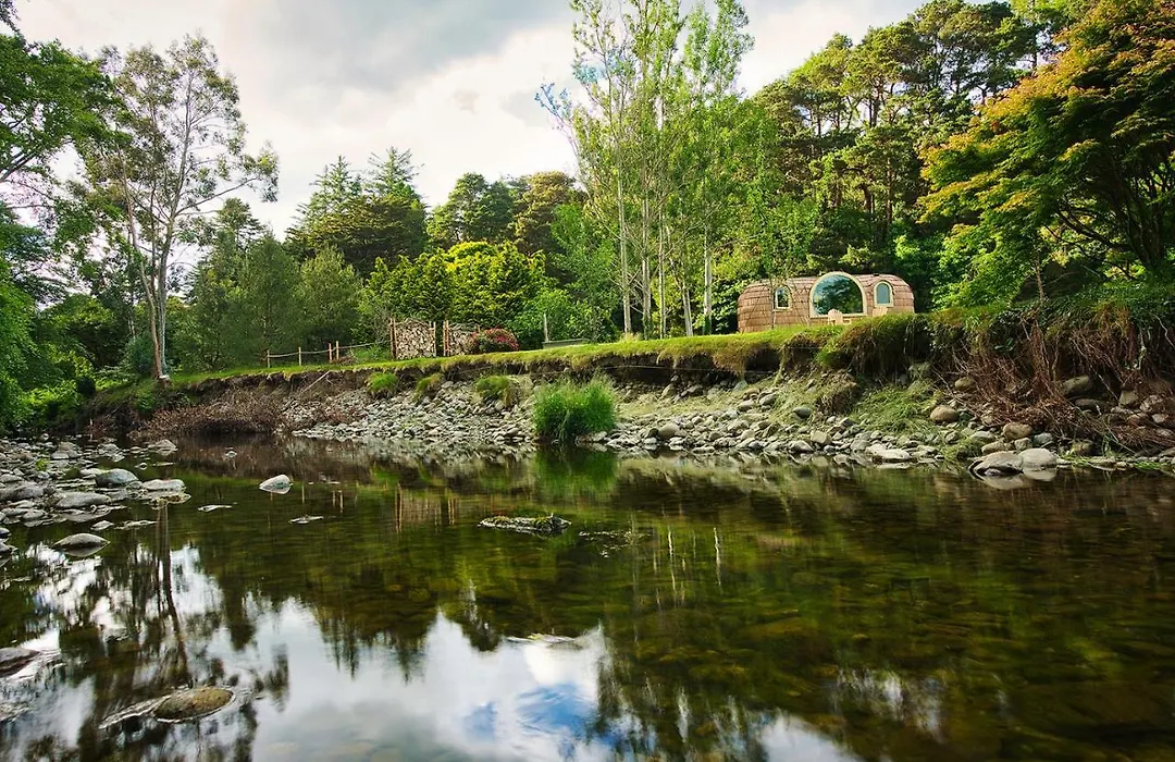 Enniskeen Estate & Forest Spa - Boutique Riverside Glamping Cabins-1