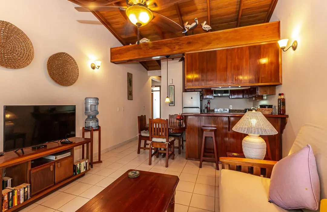 Coral Bay Villas - Lionfish Suite-1