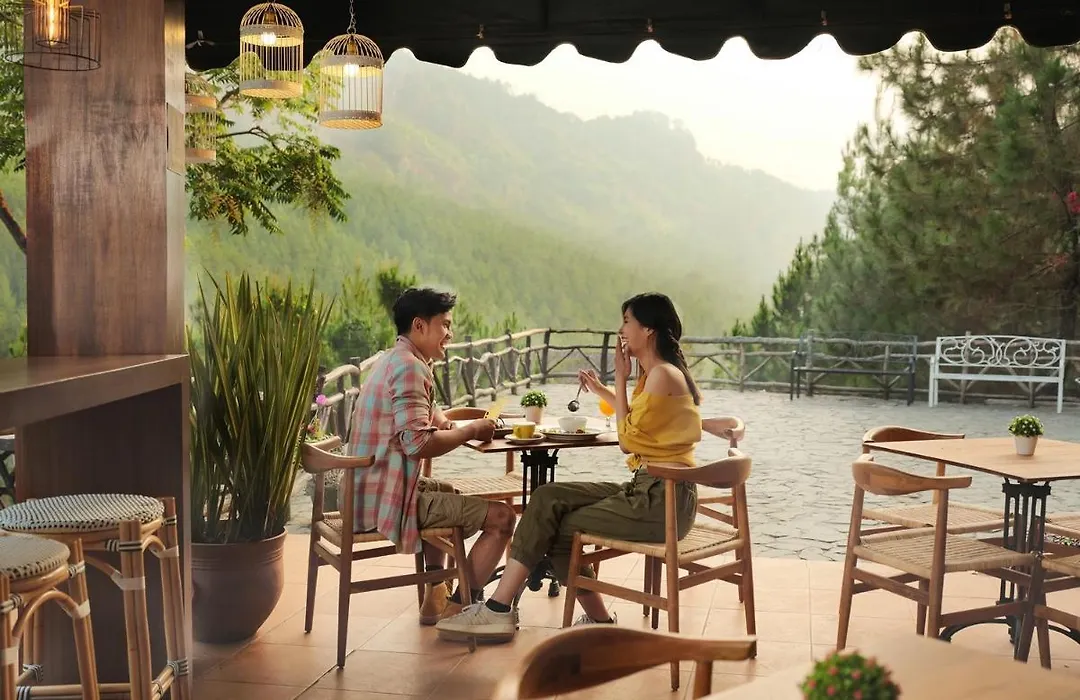 The Lodge Maribaya-1