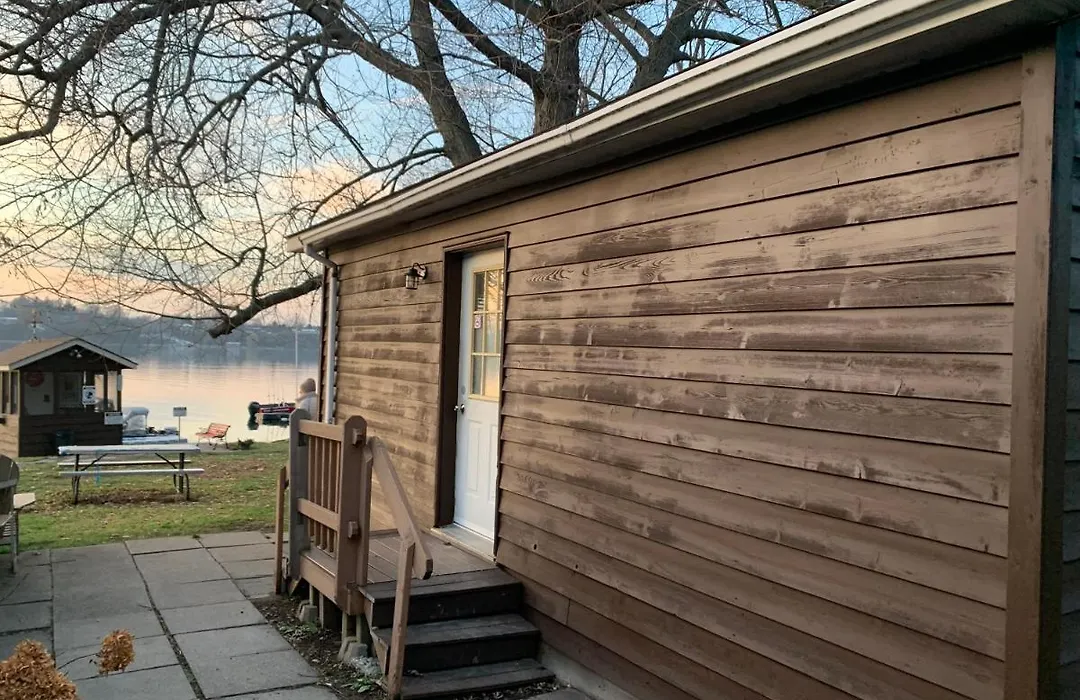 Merland Park Cottages And Motel-1