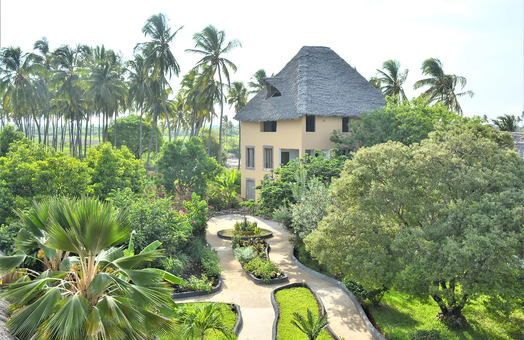 Reef & Beach Resort - Spa Jambiani-1