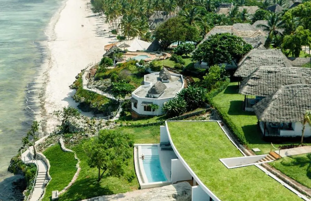 Karafuu Beach Resort & Spa-1