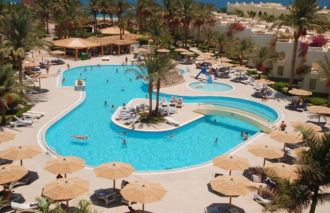Palm Beach Resort Families And Couples Only-1
