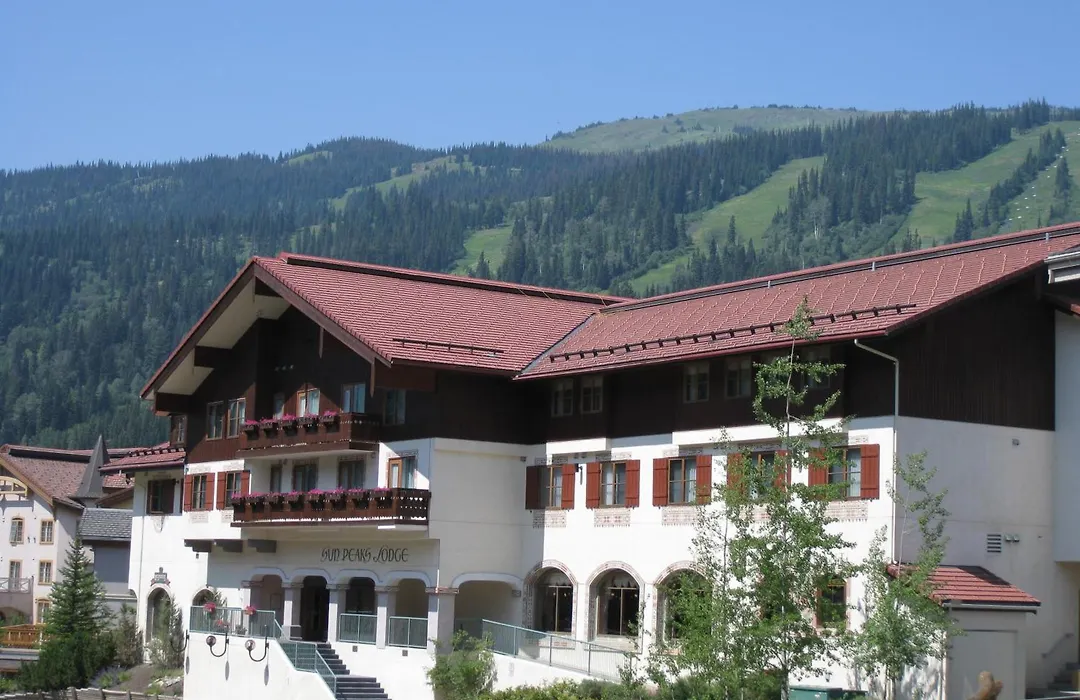 Sun Peaks Lodge-1
